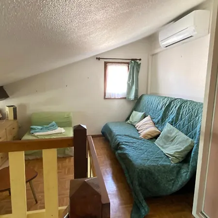 Дом отдыха Pavillon Avec Mezzanine, Piscine Et Commodites A Proximite - - Fr-1-732-73