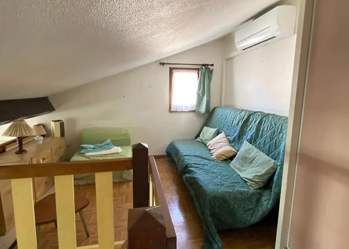 Дом отдыха Pavillon Avec Mezzanine, Piscine Et Commodites A Proximite - - Fr-1-732-73